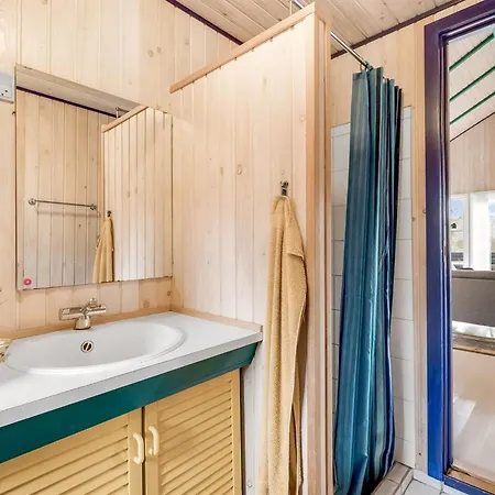 Remo - 990m To The Fjord By Interhome