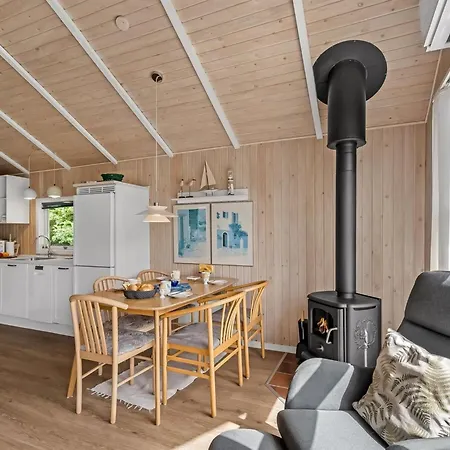 Remo - 990m To The Fjord By Interhome Feriehus *